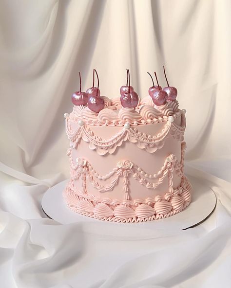 Pink Tiered Cake, Pink Cake Ideas, Pink Cake Birthday, Pretty Pink Cake, Birthday Moodboard, Hens Ideas, 21 Cake, Birthday Cake Pink, Hen Party Cakes