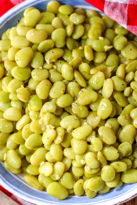 Cracker Barrel Lima Bean Recipe, Seasoned Lima Beans, How To Season Lima Beans, Lime Beans Recipes, Cooking Fresh Lima Beans, Cracker Barrel Lima Beans, How To Cook Lima Beans On Stove, Canned Lima Beans Recipes, Vegan Lima Bean Recipes