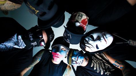 Hollywood Undead Wallpapers, Hollywood Undead, Pierce The Veil, The Veil, Band Merch, Linkin Park, King Kong, Man Humor