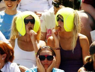 They've got tennis on the brain. Tennis Funny, Olympic Party, Tennis Fan, Perfectly Timed Photos, Funny Photo, People Of Interest, Olympic Sports, Tennis Fashion, Play Tennis