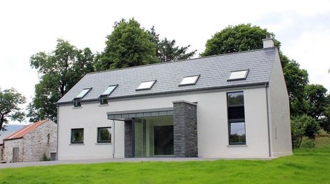 Glenfarne24 Country Farmhouse Exterior, Irish House Plans, Lime Mortar, House Types, House Designs Ireland, Irish Architecture, Modern Bungalow Exterior, Farmhouse Architecture, 2 Storey House