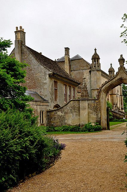 UK, England, Wiltshire, Lacock Abbey Lacock England, Lacock Abbey, England Town, Historical Homes, English Manor Houses, Places In England, William Adolphe Bouguereau, Scenic Travel, English Manor