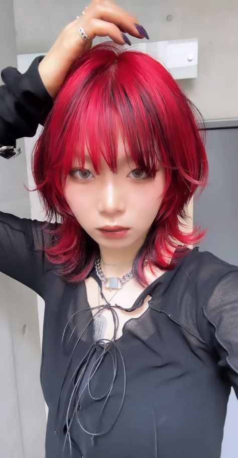 Red Hair With Black Highlights, Hair With Black Highlights, Red Hair With Black, Highlights Black Hair, Black Hair With Red, Hair With Red Highlights, Black Hair With Red Highlights, Black Red Hair, Short Red Hair