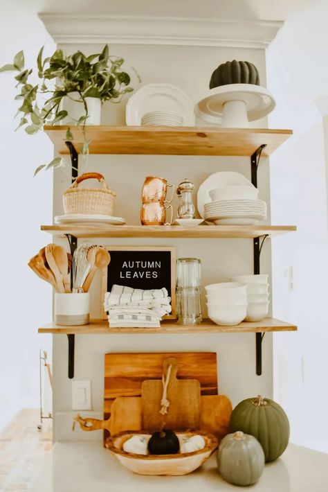 neutral fall styled floating shelves fall decorating ideas neutral fall home decor Fall Shelf Decor, Minimalist Fall Decor, Koti Diy, Kitchen Shelf Decor, Fall Kitchen Decor, Neutral Kitchen, 카페 인테리어 디자인, Kitchen Accessories Decor, Kitchen Shelf