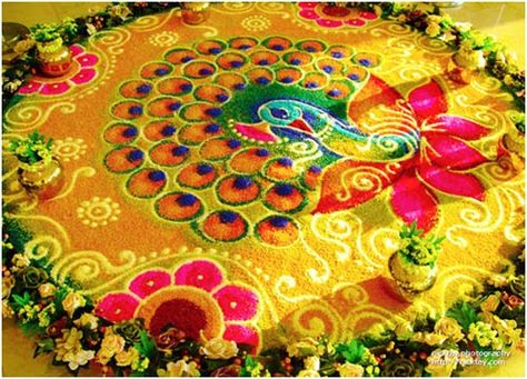 Flower Rangoli Design ! Rangoli Designs For Competition, Peacock Rangoli, Indian Rangoli, Rangoli Patterns, Rangoli Ideas, Kolam Rangoli, Sand Painting, Rangoli Designs Diwali, Om Namah Shivaya