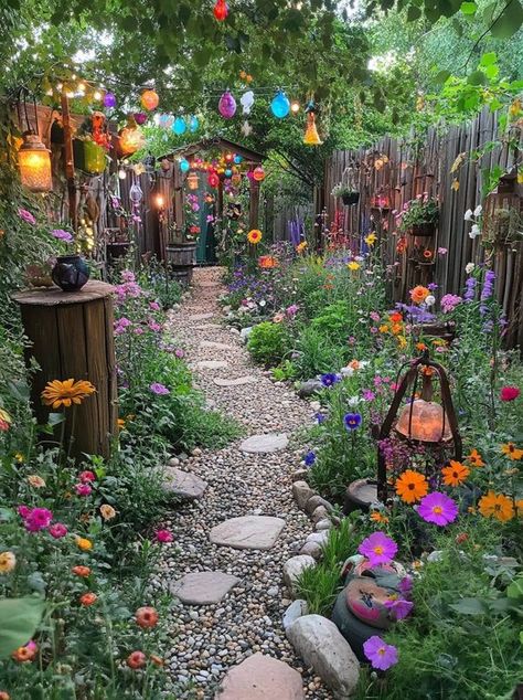 Beautiful House Images, Fairytale Garden, Dream House Aesthetic, Hippie Garden, Garden Yard Ideas, Garden Path, Side Yard, Whimsical Garden, Garden Lovers