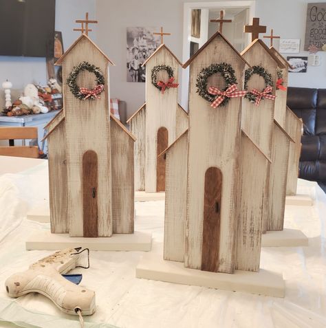 Today I'm working on churches for... - Sonia Kay Kreations Wood Churches Diy, Rustic Christmas Diy, Christmas Rustic, Christmas Wood Crafts, Christmas Makes, Christmas Wood, Diy Christmas, Wood Crafts, Christmas Decor