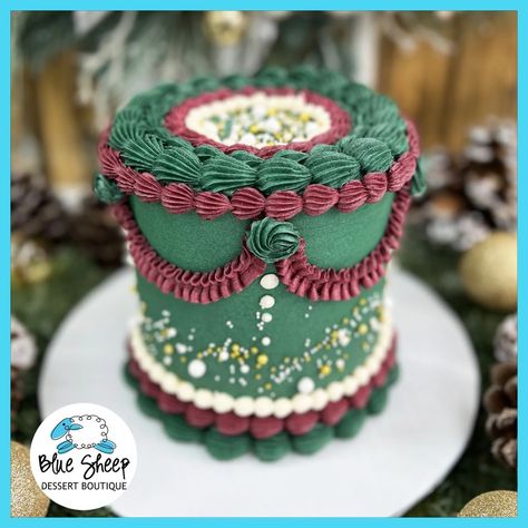 Christmas Lambeth Cake, Lambeth Cake, Holiday Cake, Holiday Sprinkles, Specialty Cake, Buttercream Filling, Incredible Edibles, Cake Gallery, Holiday Cakes