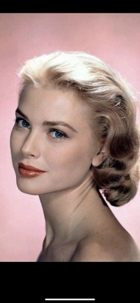 Klasik Hollywood, Old Hollywood Actresses, Classic Hollywood Glamour, Princess Grace Kelly, Old Hollywood Glam, Beauty Shoot, Princess Grace, Beauty Icons, Hollywood Celebrities