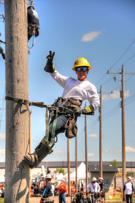 Electrician Aesthetic, Journeyman Lineman, Electrician Work, Skilled Trades, Power Lineman, Working Outside, Dream Future, Elderly Woman, Living On The Road