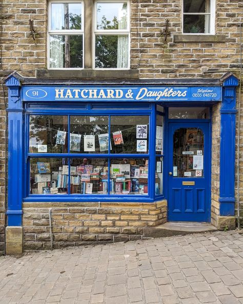 A Day Out in Brontë Country - The Book Family Rogerson Book Store Exterior, Haworth Uk, Village Bookshop, Miniature Bookstore, Secondhand Bookshop, Urban Watercolor, Library Cafe, Book Shops, Dusty Attic