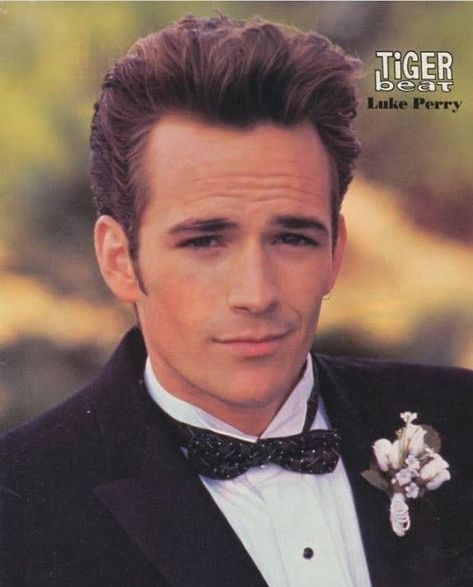 Dylan Mckay, Brandon Walsh, Tiger Beat, Luke Perry, Beverly Hills 90210, Best Tv Shows, Famous Faces, Beautiful Soul, Best Tv