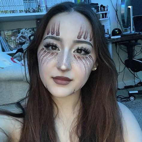 Ymir Titan Marks, Titan Marks Makeup, Ymir Titan, Ymir Cosplay, Titan Marks, Titan Makeup, Makeup Catalog, Spooky Szn, Halloween Makeup Looks