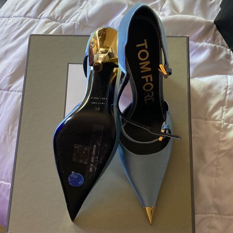 Sky Blue Tom Ford Heels Never Been Worn Still In Original Box With Dust Bag Tom Ford Heels, Fashion Shoes Heels, Cute Shoes Heels, Shoes Heels Classy, Denim On Denim, Fancy Shoes, Girly Shoes, Blue Heels, Aesthetic Shoes