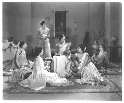 Bombay Talkies, Photo Negative, Miniature Photography, Buddha Life, Lady In Waiting, Film Material, Indian Cinema, Film Studio, Image Caption