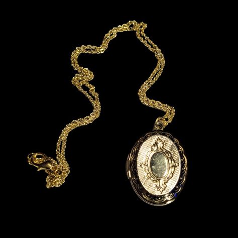 Gold Plated Oval Locket Necklace Nwot -Glad Plated Locket That You Can Put A Picture In -14kt Gold Plated Locket -14kt Gold Plated Chain-18"L -1"L And 3/4" Width Locket -Makes Such A Beautiful Gift-Really Gold In Color And Shiny Oval Locket Necklace, Victorian Locket, Oval Locket, Hand Crafted Jewelry, Crafted Jewelry, Locket Necklace, Gold Plated Chains, Jewelry Gold, 14kt Gold