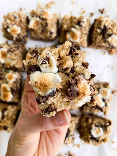 Healthy Smores, Cookie Healthy, Smores Cookies Bars, Easy Smores, Smores Dessert, Easy Bar, Smore Recipes, Easy Oatmeal, Cookie Bar