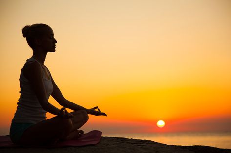 Scientists Discover How Meditation Changes the Brain Meditation Alter, Meditation Images, Reality Creation, Different Types Of Meditation, Yoga Sutras, Types Of Meditation, Yoga Music, Binaural Beats, Meditation Benefits