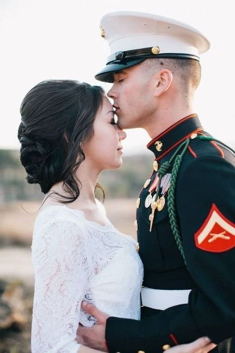 Marine Wedding Photos, Usmc Wedding Ideas, Military Wedding Pictures, Military Couple Photography, Usmc Wedding, Love Distance, Marine Corps Wedding, Ball Photoshoot, Military Engagement Photos