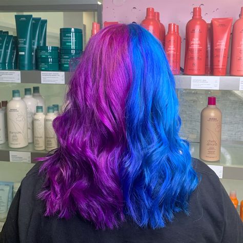 Blue Split Dye, Purple And Blue Hair, Purple Hair Ideas, Emo Hairstyles, Half And Half Hair, Split Dye, Red Ombre Hair, Dark Purple Hair, Split Dyed Hair