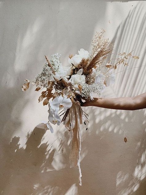 Garden Themed Wedding, Neutral Wedding Colors, Bouquet Inspiration, Dried Bouquet, Hand Bouquet, Boho Wedding Inspiration, Neutral Wedding, Wedding Color Palette, Dried Flower Bouquet