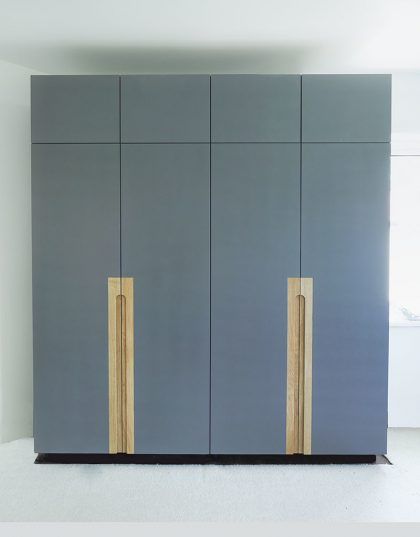 modern fitted wardrobes Contemporary Built In Wardrobe, Blue Laminate Wardrobe, Blue Sliding Wardrobe Design, Built In Tv Unit, Modern Fitted Wardrobes, Built In Tv, Wood Wall Texture, Wardrobe Laminate Design, Living Room Wall Units