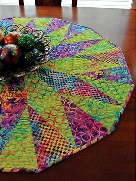 Designer Sewing Pattern - Over Under Table Topper Pattern This delightful topper can be made in holiday colors or colors that coordinate with your kitchen Christmas Tree Skirts Patterns, Table Topper Patterns, Tree Skirt Pattern, Quilt Modernen, Table Quilts, Place Mats Quilted, Quilted Table Toppers, Table Runner And Placemats, Table Runner Pattern