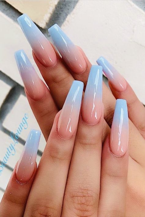 Acrylic Nails Coffin Blue, Nails Coffin Blue, Blue Acrylic Nails Coffin, Blue Ombre Nails, Nagellack Trends, Pink Ombre Nails, Blue Acrylic Nails, Nagel Tips, Ombre Acrylic Nails