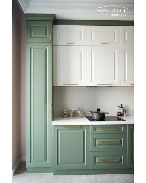 White And Mint Kitchen, Brown Cabinets Kitchen Backsplash, Brown Cabinets Kitchen, Dark Brown Cabinets Kitchen, Dark Brown Cabinets, Dark Cabinets Light Floor, Kitchen Ideas Dark Cabinets, Kitchen Ideas Dark, Kitchen Backsplash Ideas