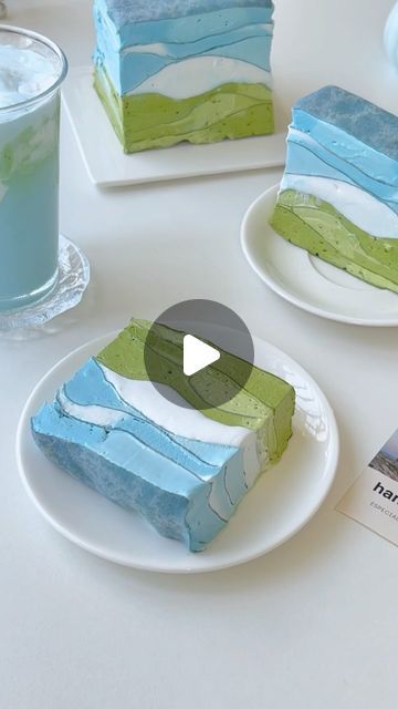 QELEG | silicone-mold on Instagram: "🥣☁️🍃Crepe Cake with Yogurt Cheese Filling

Drop your comments below for the recipe 😎

Crepe Layers

Ingredients
Eggs: 2
Sugar: 25g
Milk: 300g
Cake flour: 100g
Butter: 20g
Matcha powder: 5g
Butterfly pea flower powder: 2g

Method
1、In a mixing bowl, beat the sugar and eggs until well combined. Add the milk and mix well.
2、In a separate bowl, mix the cake flour and melted butter until well combined, then add to the egg mixture and stir until smooth.
3、Divide the batter into two portions. Add matcha powder to one portion and butterfly pea flower powder to the other.
4、Pour the batter into a pan and cook to create crepe layers.

Yogurt Cream Cheese Filling

Ingredients
Whipped cream: 400g
Sugar: 35g
Yogurt/Cream cheese: 200g
Matcha powder
Butterfly pea f Crepe Cake, Butterfly Pea Flower, Butterfly Pea, Matcha Powder, Cream Cheese Filling, Cake Flour, Filling Recipes, Melted Butter, Whipped Cream