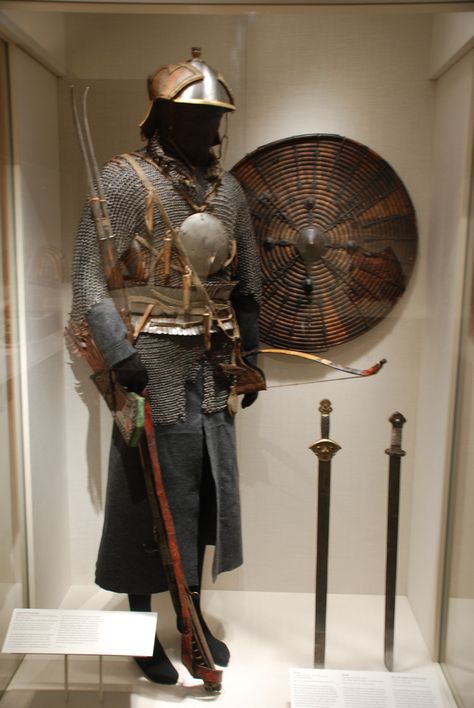 Tibetan cavalry armor, 18th to 19th century, possible Bhutanese and Nepalese elements, iron, gold, copper alloy, wood, leather, and textile, assembled based on photographs taken in the 1930s and 1940s in the Tibetan capital of Lhasa during the Great Prayer Festival. The photographs showed troops of ceremonial armored cavalry, who wore a standardized set of equipment as stipulated by the central government of Tibet probably from the mid-seventeenth or eighteenth century onward. Met museum. Chinese Armor, Costume Armour, Ancient Armor, Historical Armor, Armadura Medieval, Battle Armor, Knight Armor, Arm Armor, Medieval Armor