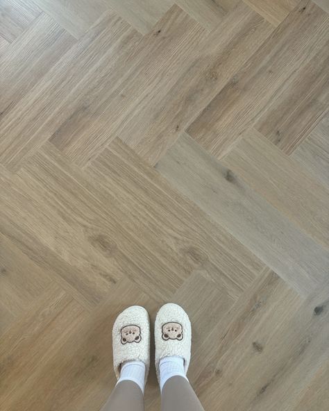 ad NEW FLOORING ☁️☁️☁️ I am in love with our new garage/bar flooring from @palioexpress 🤍 the space is really starting to come together now! It’s ‘Canadian Urban Oak’ from the Korlok range. #herringbone #herringbonefloor #palioexpress #karndean #karndeanflooring #flooring #diyflooring #korlok #reno #renovation #home #homeideas Bar Flooring, New Garage, Garage Renovation, Karndean Flooring, New Flooring, Garage Conversion, Herringbone Floor, Garage Bar, Diy Flooring