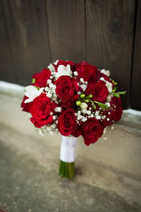 White Bouquet Red Accents, Red And White Bride Bouquet, Prom Rose Bouquet, Red Bouquet Roses, Red Rose And Greenery Bouquet, Red White And Gold Bouquet, Red Rose Bouquet Bride, Boquetes Of Flowers Prom Red, Red And Gold Bridal Bouquet