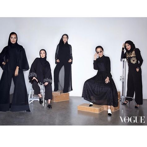 Hijab + Best Vogue Editorial + Black is the New Black (voguearabia) Women In Hijab, Black Is The New Black, The September Issue, The Muses, Vogue Editorial, Hijab Trends, Visual Aesthetics, Hijabi Fashion, Muslim Women