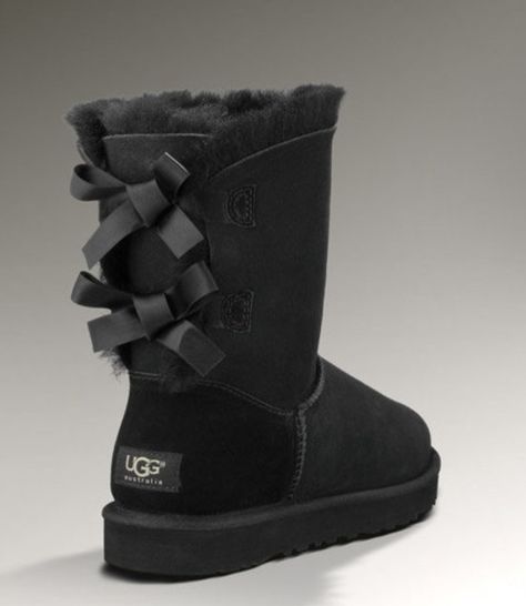 ok i love these uggs i have them but i like the pink ones better:) Cheap Ugg Boots Outlet, Uggs With Bows, Uggs For Cheap, Ugg Boots Outlets, Ugg Outlet, Black Ugg Boots, Bow Boots, Bailey Bow Uggs, Bailey Bow