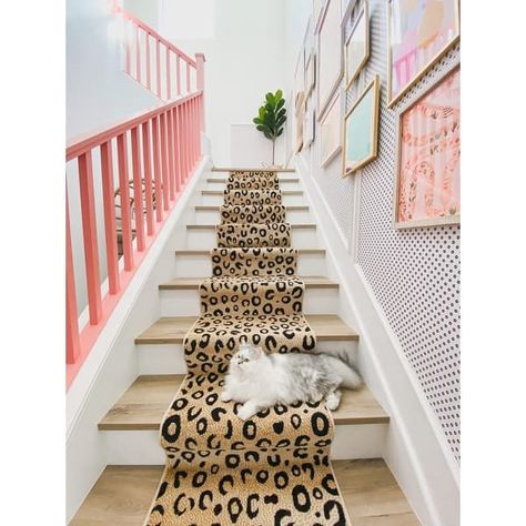 Well Woven Dulcet Leopard Animal Print Modern Leopard Area Rug - On Sale - Bed Bath & Beyond - 36688285 Cheetah Print Rug Living Room, Cheetah Print Walls, Cheetah Print Rug, Leopard Home Decor, Leopard Rug, Oversized Pattern, Bedroom Hacks, Match Colors, Well Woven