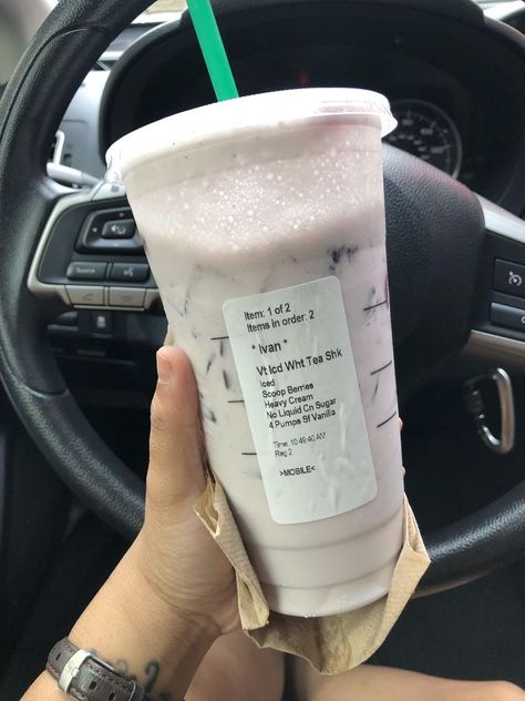 Starbucks Teas Drinks, Milk Boba Tea, Tea Starbucks, Low Carb Starbucks Drinks, Low Carb Starbucks, Starbucks Tea, Cold Starbucks Drinks, Starbucks Drinks Diy, Secret Starbucks Recipes