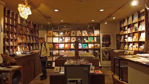 Japonica Record Bar, Vinyl Record Store, Vinyl Store, Japan Music, The Compass, Record Shop, Vinyl Music, Store Interior, Kyoto Japan