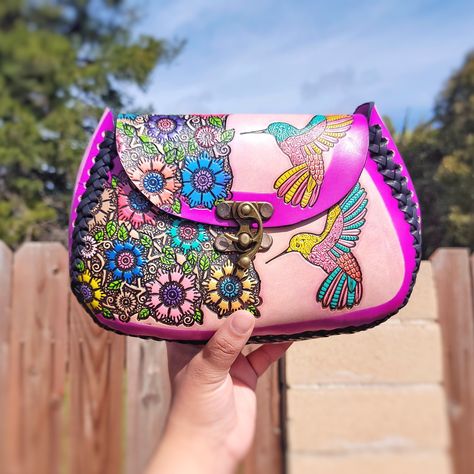 Mexican Purse, Hand Painted Purses, Mexican Bag, Painted Purse, Boho Crossbody Bag, Tooled Leather Bag, Leather Carving, Leather Artisan, Hand Tooled Leather