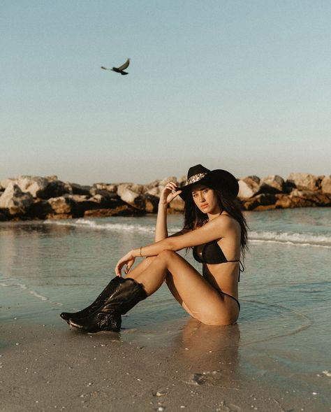 My first sunrise shoot on the beach was this coastal cowgirl look! 🔥 I love how these turned out! 😍 Model: @paigenoelk Hat: @hatsnroses code: jessphoto saves you 10% off 😍 #hatsnroses #coastalcowgirl #cowgirl #cowgirls #flgirl #flphotographer #tampaphotographer #stpetephotographer #unscriptedposingapp #gpresets #sonyphotography #beachphotography Beach Cowgirl Photoshoot, Cowgirl Selfie, Cowgirl Poses, Cowgirl Shoot, Sunrise Shoot, Beach Cowboy, Cowgirl Beach, Shoot On The Beach, Cowgirl Photography