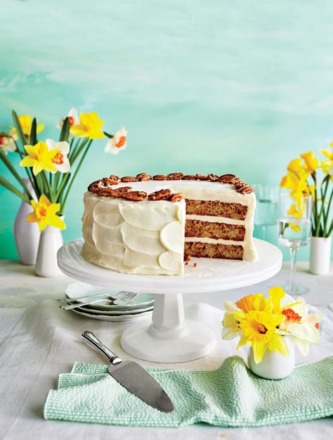 Hummingbird Cake Southern Living, Blackberry Jam Cake, Doberge Cake, Hummingbird Cake Recipe, Southern Pound Cake, Orange Chiffon Cake, Hummingbird Cake Recipes, Southern Cake, Chocolate Mayonnaise Cake