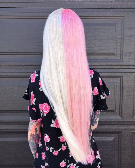 Half Colored Hair, White Ombre Hair, Two Color Hair, Types Of Hair Color, Half And Half Hair, Split Dye, Split Dyed Hair, Dying Hair, Gorgeous Hair Color