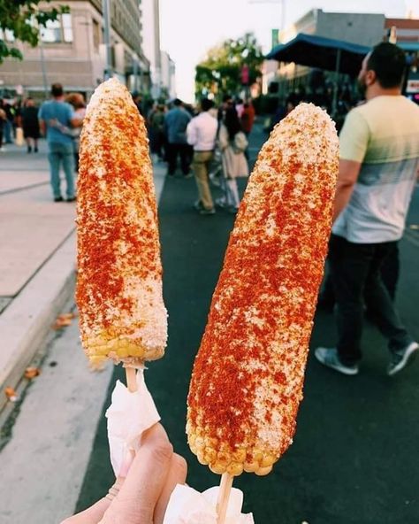 Elote Preparado, Mexican Snacks, Food Babe, Food Therapy, Mexican Culture, Food Trends, Pretty Food, Food Cravings, Diy Food