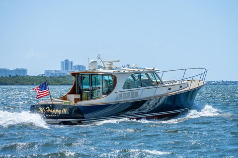 Used Hinckley Yachts for Sale Hinckley Yachts, Yacht Prices, Viking Yachts, Princess Yachts, Yacht Interior, Fort Lauderdale Florida, Fishing Charters, Yacht For Sale, Orange Beach