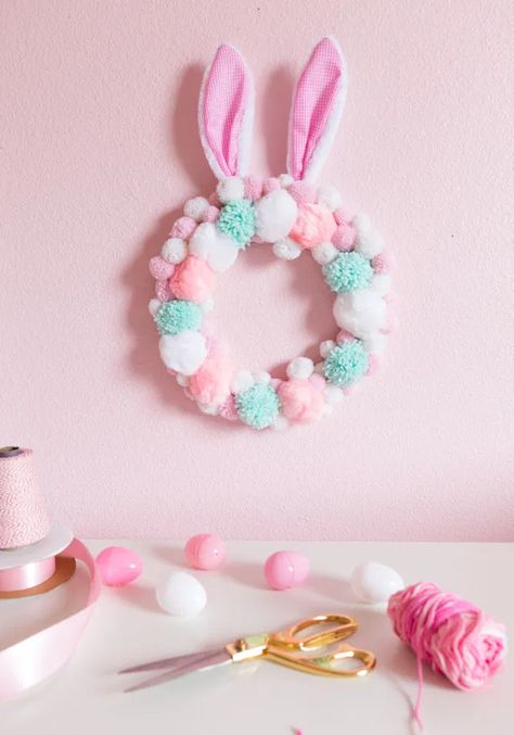 # Dollar Tree Easter Crafts, Pom Pom Bunnies, Diy Osterschmuck, Easter Wreath Diy, Pom Pom Wreath, Easter Bunny Ears, Diy Pom Pom, Pom Pom Crafts, Yarn Pom Pom