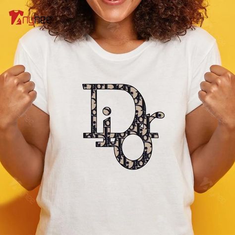 Cheap White Dior Logo T Shirt, Christian Dior Shirt Check more at https://anynee.com/product/cheap-white-dior-logo-t-shirt-christian-dior-shirt/ Dior Shirt Women, Dior Shirt, Marvel Merchandise, Dior Logo, Personalized Fathers Day Gifts, Beyonce Queen, Star Wars Merchandise, Logo T, Christian Shirts