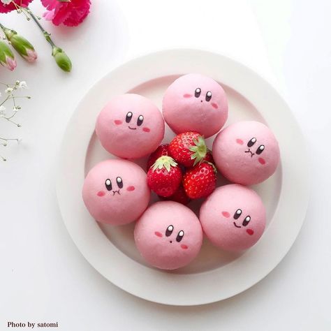 Kirby Desserts, Kirby Mochi, Bakery Snacks, Food Character, Themed Desserts, Funny Food, Elegant Tattoos, Food Goals, I Want To Eat