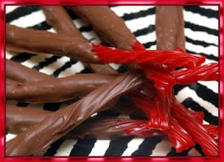 Hugs & CookiesXOXO: TWIZZLERS TAKE A TWIST! Fun Foods, Milk Chocolate Chips, Candy Making, Chocolate Dipped, Candy Shop, Candy Recipes, Milk Chocolate, Christmas Treats, Christmas Baking