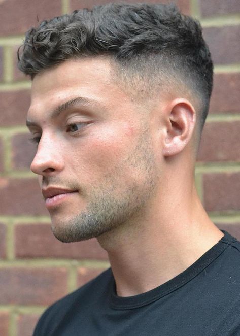 Short Sides Long Top, Man Cut, Top Haircuts For Men, Fade Hairstyle, Boys Hairstyles, Curly Hair Fade, Men Haircut Curly Hair, Boys Hair, Low Fade