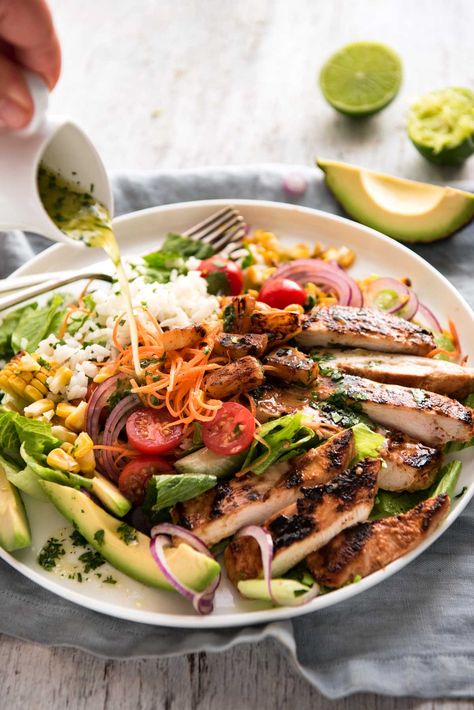 A salad with chicken marinated in pineapple juice, coconut milk & spices and a beautiful cilantro (coriander) lime dressing. The flavours of… Hawaiian Chicken Salad, Tin Eats, Marinated Chicken Recipes, Salad With Chicken, Recipetin Eats, Hawaiian Chicken, Recipe Tin, Lime Dressing, Deilig Mat